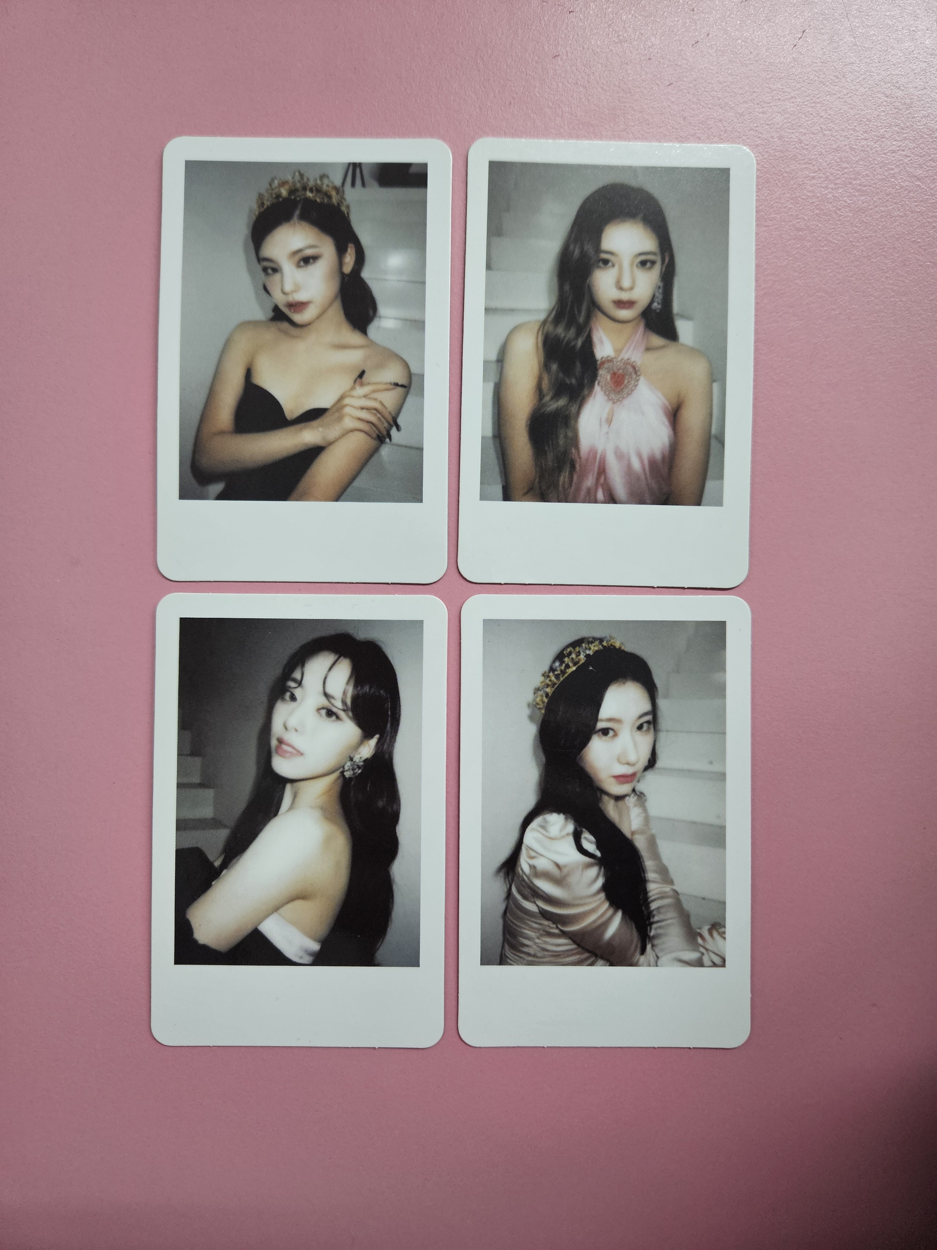 POB SYNNARA ITZY - CHECKMATE