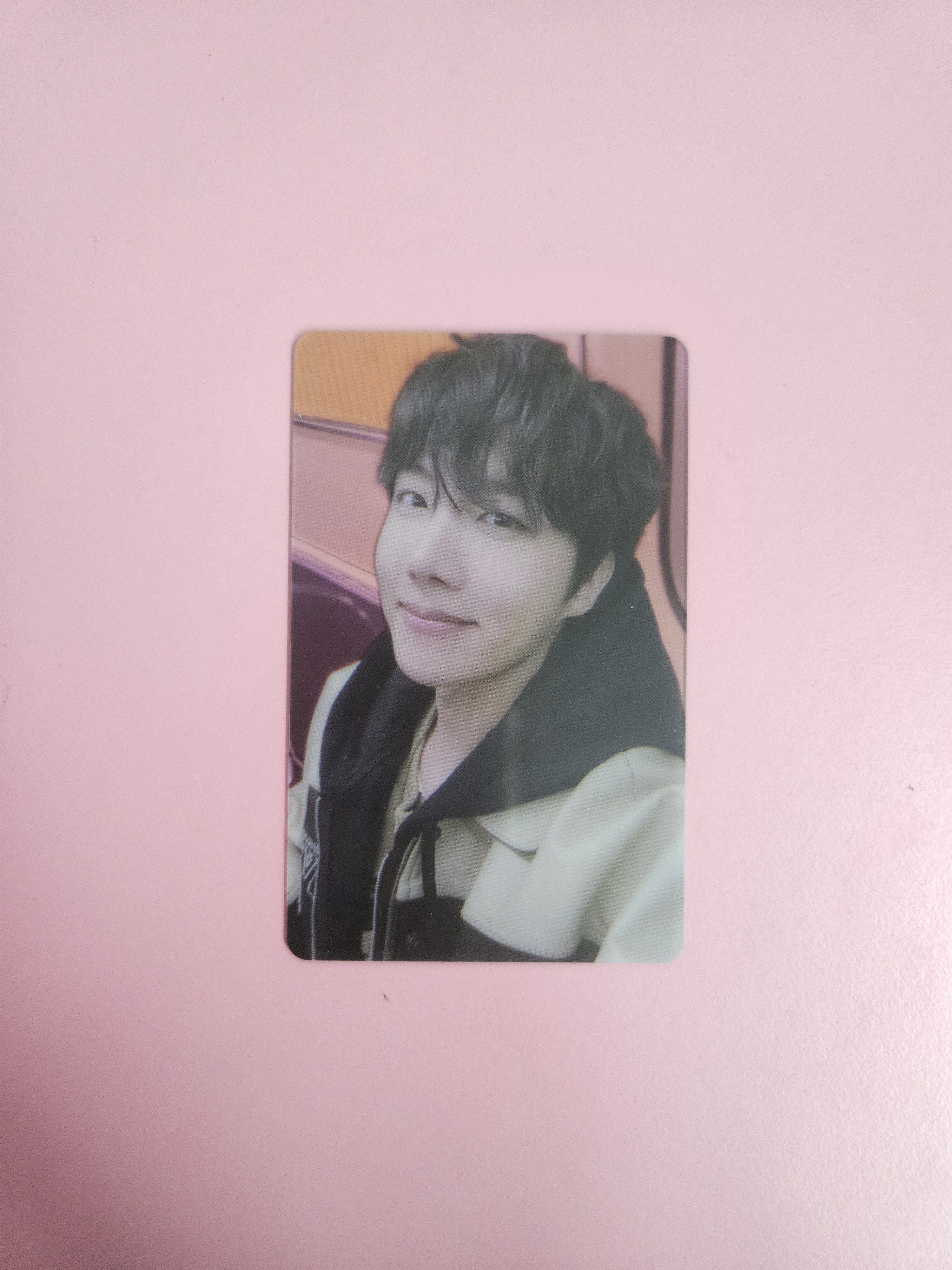 POB WEVERSE J-HOPE - HOPE ON THE STREET VOL.1 (PVC PHOTOCARD)