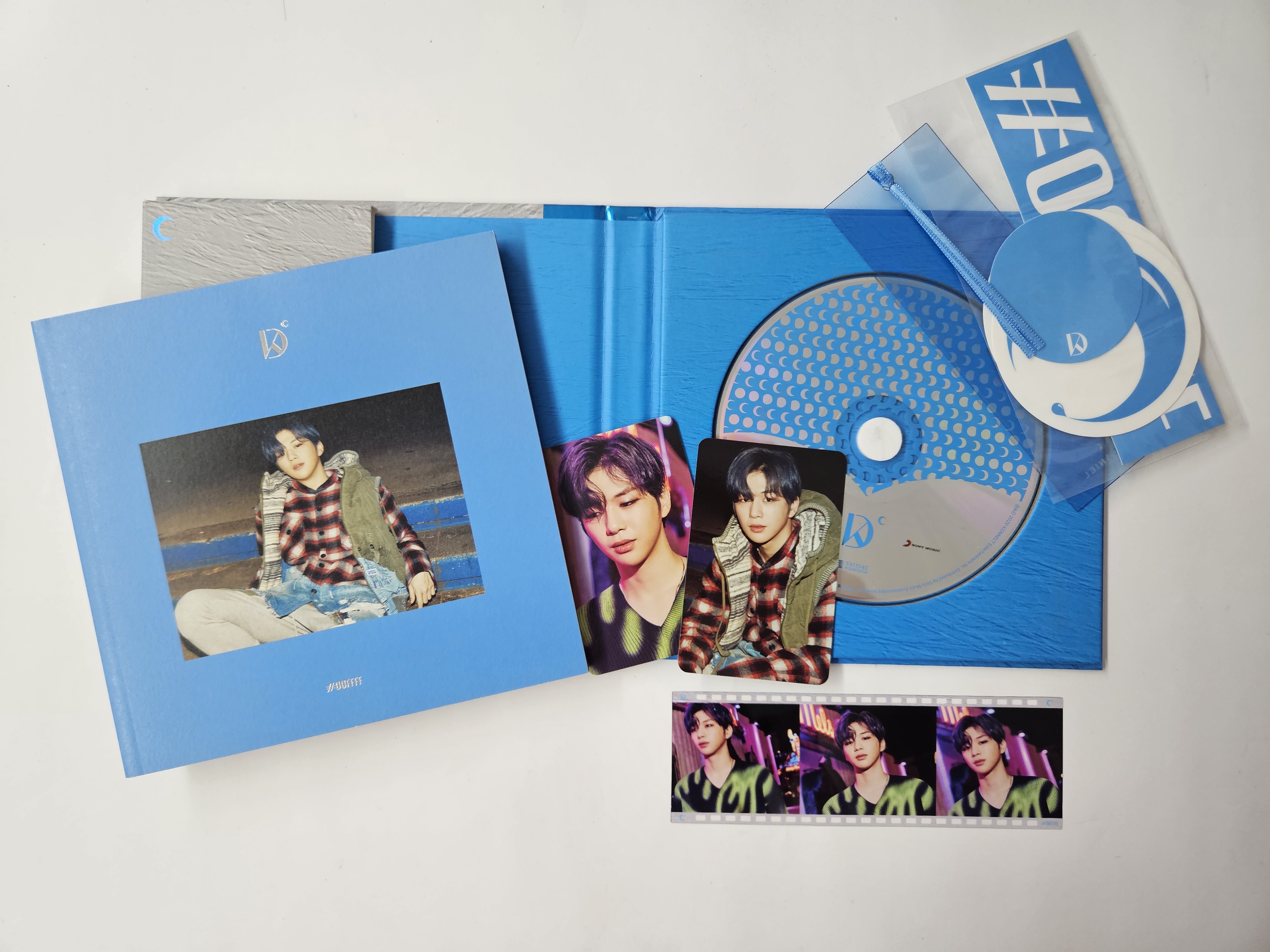 Otwarte Albumy !!OTWARTE!! KANG DANIEL - CYAN ver. B