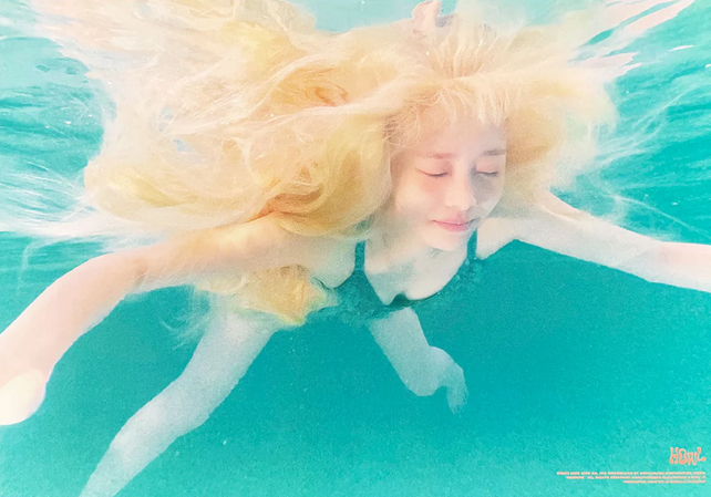 Plakat CHUU - HOWL ver. WAVE