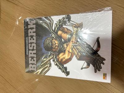 Berserk - tom 1 (wersja portugalska) — zdjęcie 2