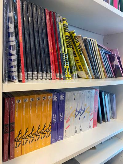 K-popowy niezbędnik kolekcjonera i fana – albumy, photocardy, POB, koncerty i najważniejsze pojęcia