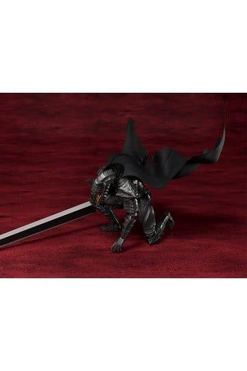 Preorder: Berserk Plamatea Plastic Model Kit Guts: Berserker Armor Ver. (re-run) 19 cm — zdjęcie 5