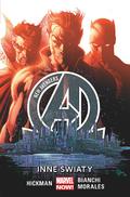 Okładka New Avengers - Inne światy