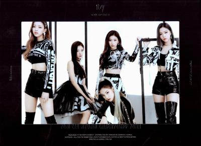 ITZY - IT'Z ME — zdjęcie 2