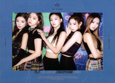 ITZY - IT'Z ME — zdjęcie 4