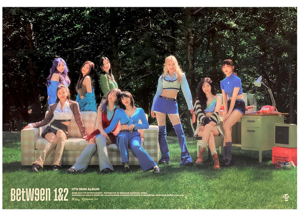 Plakat TWICE – Between 1&2 ver. PATHFINDER